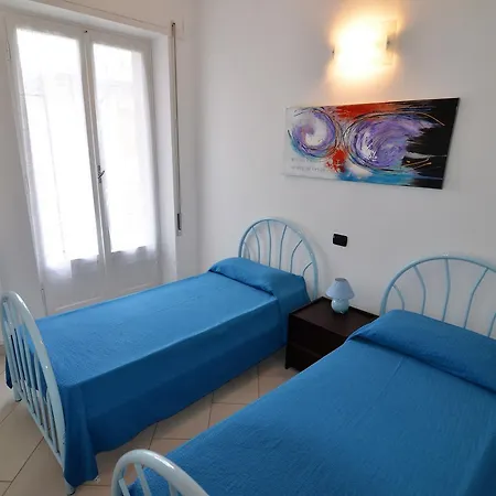 Lungomare Apartament