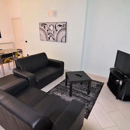 Lungomare Apartament Levanto