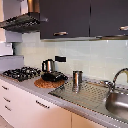 Lungomare Apartament *