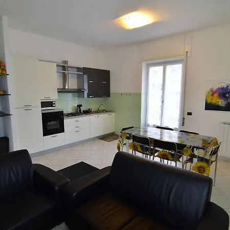 Apartment Lungomare *